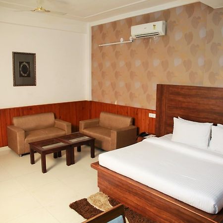 Red Apple Hotel Sangrur Εξωτερικό φωτογραφία